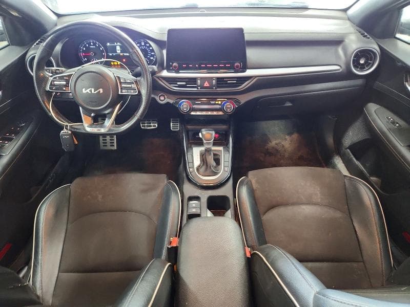 2023 KIA FORTE GT LINE 8
