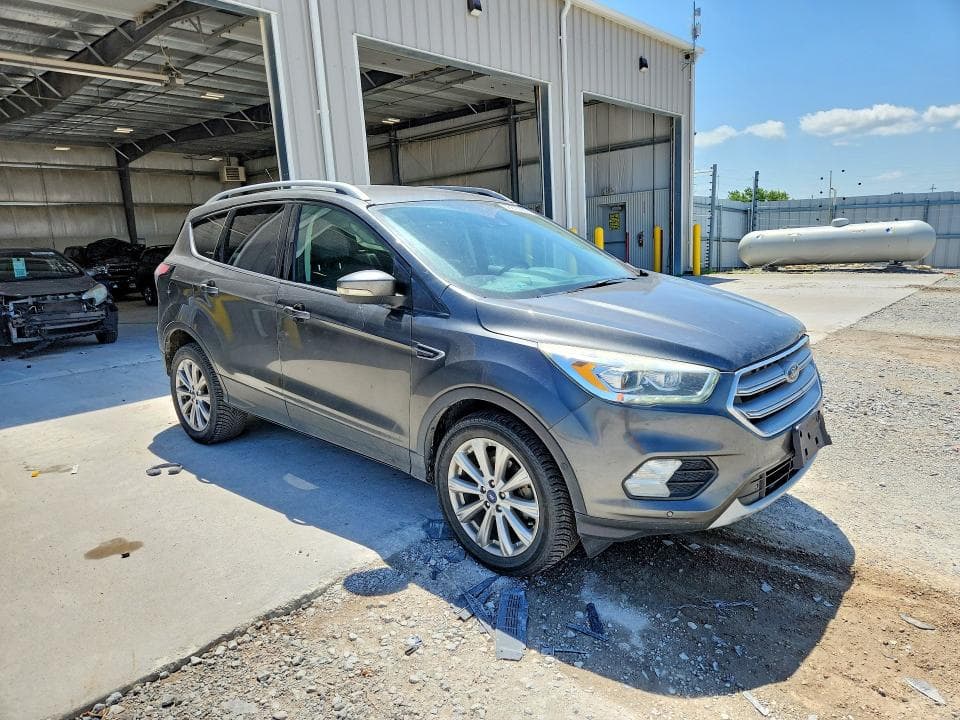 2017 FORD ESCAPE TITANIUM 4