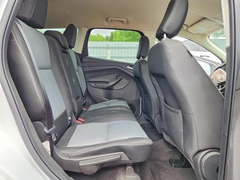 2019 FORD ESCAPE SE 11