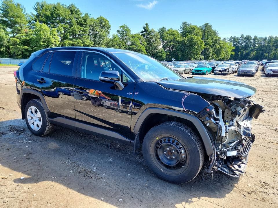 2025 TOYOTA RAV4 LE 4