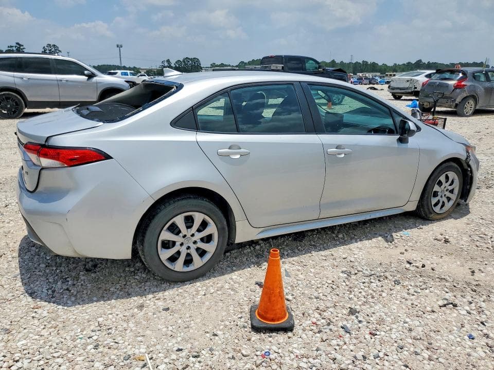 2022 TOYOTA COROLLA LE 3