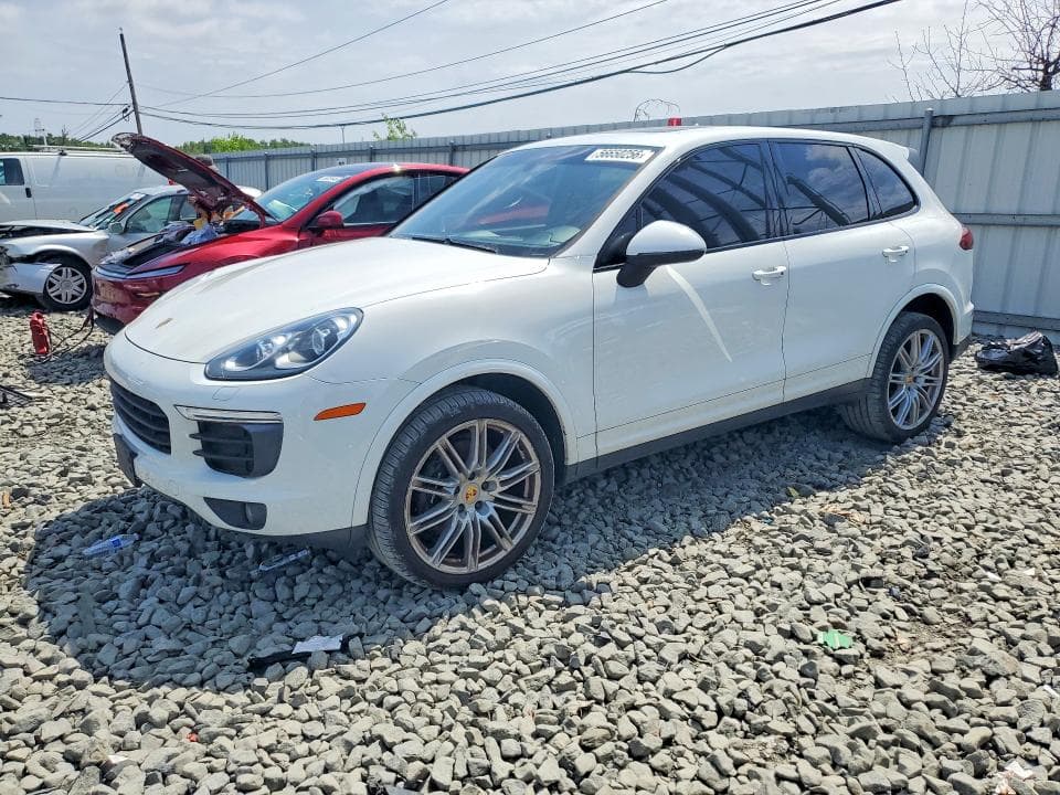 2017 PORSCHE CAYENNE - 1