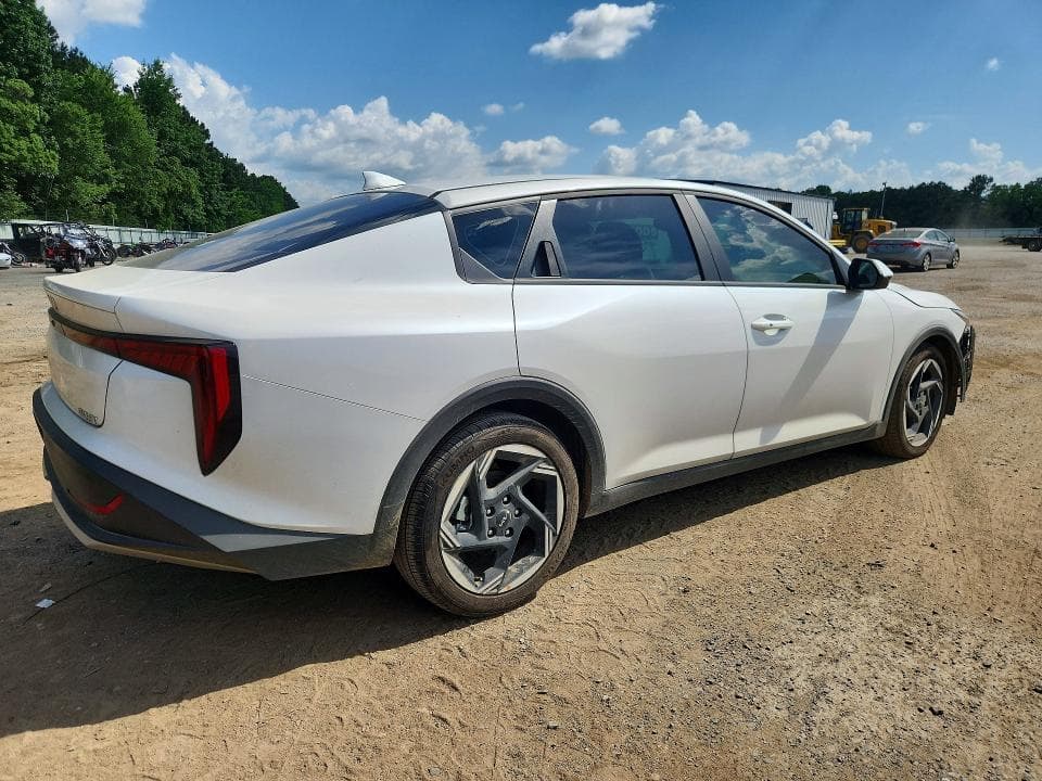 2025 KIA K4 EX 3
