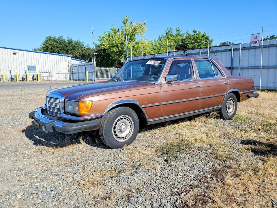 1979 MERCEDES-BENZ 300 SD