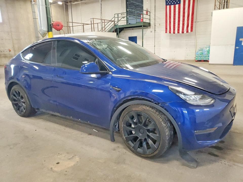 2022 TESLA MODEL Y 4