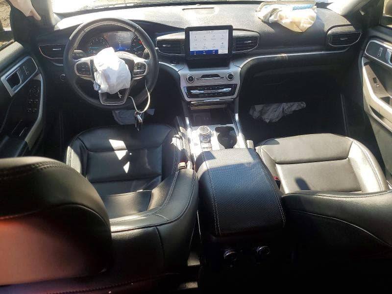 2022 FORD EXPLORER XLT 8