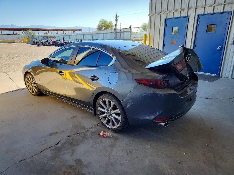 2022 MAZDA 3 SELECT 2