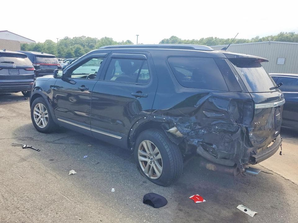 2018 FORD EXPLORER XLT 2
