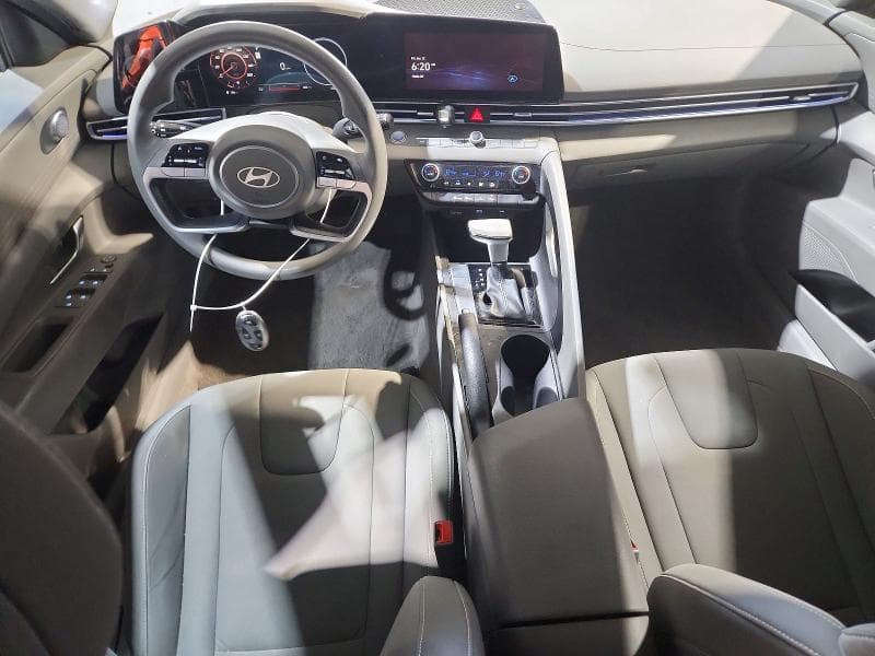 2024 HYUNDAI ELANTRA SEL 8