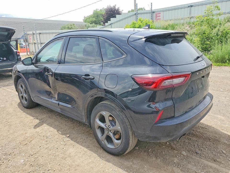 2024 FORD ESCAPE ST LINE 2