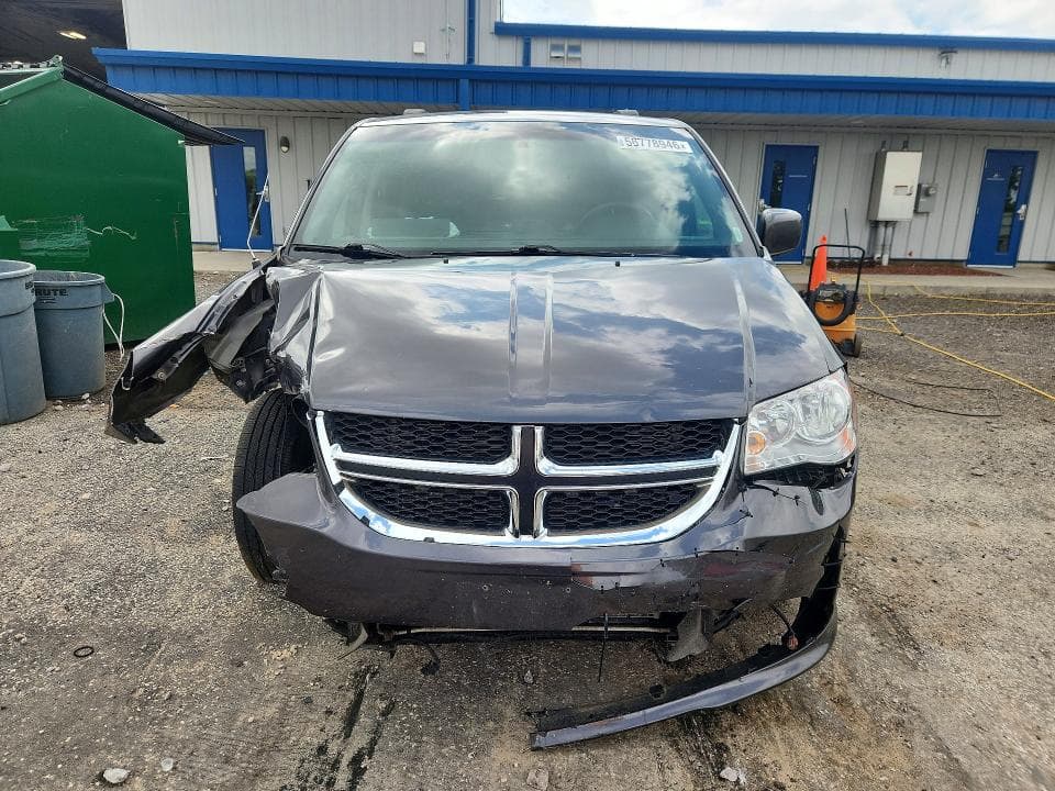 2017 DODGE GRAND CARAVAN SXT 5