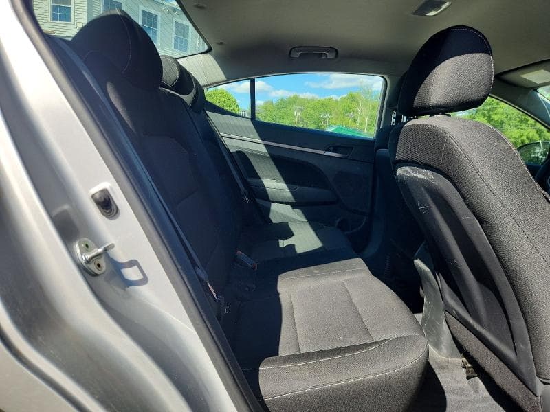 2018 HYUNDAI ELANTRA SEL 10