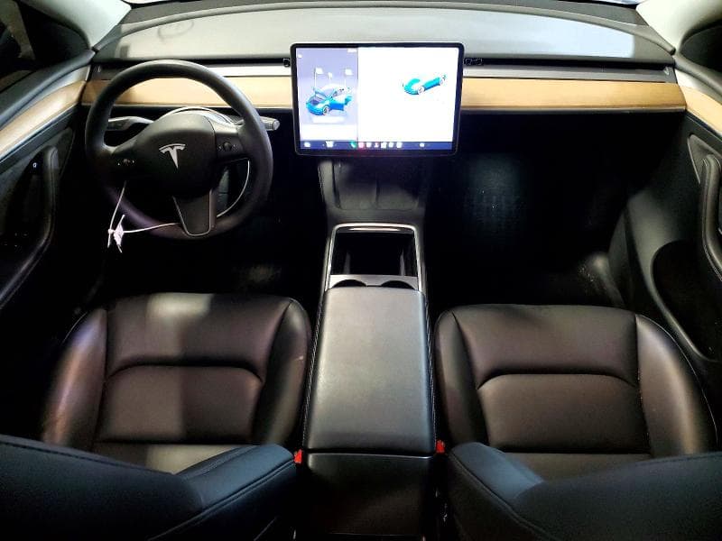 2022 TESLA MODEL Y 8