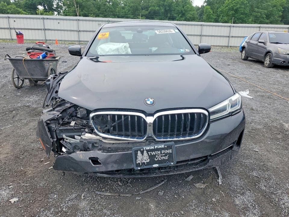 2021 BMW 530 XI 5