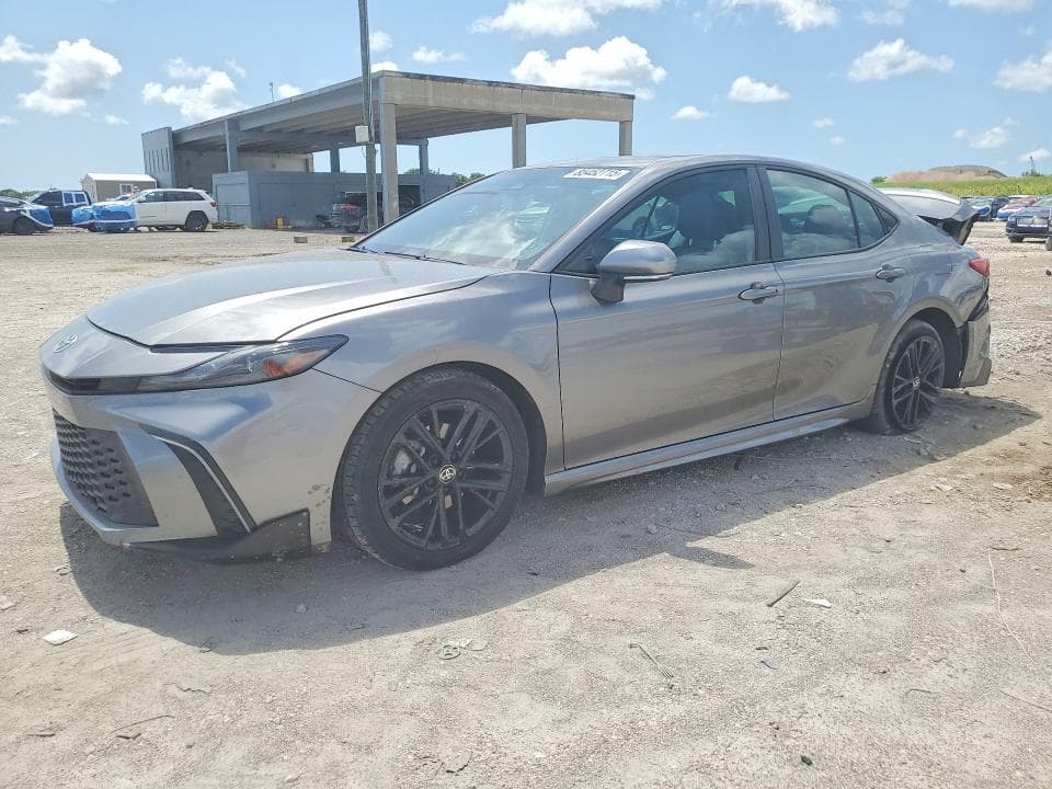 2025 TOYOTA CAMRY SE - 1
