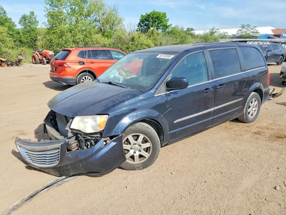 2011 CHRYSLER MINIVAN