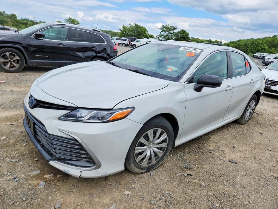 2022 TOYOTA CAMRY LE - 1