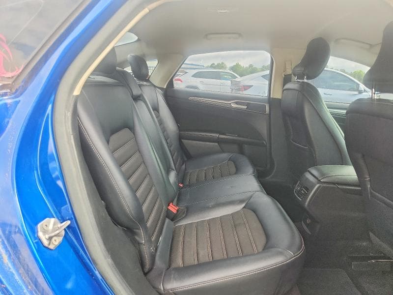 2017 FORD FUSION SE 10