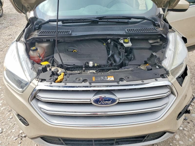 2017 FORD ESCAPE SE 12