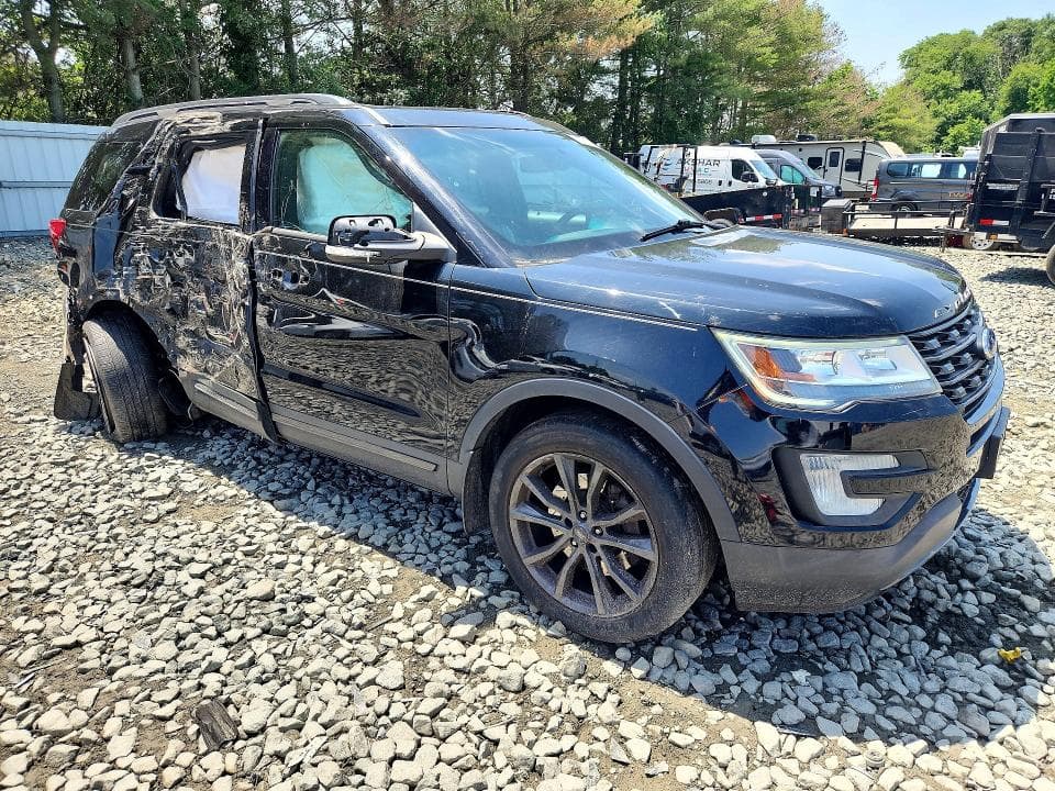 2017 FORD EXPLORER XLT 4