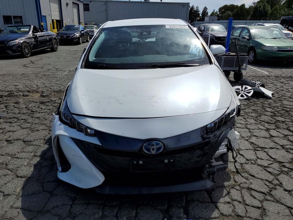 2020 TOYOTA PRIUS PRIME LE 5
