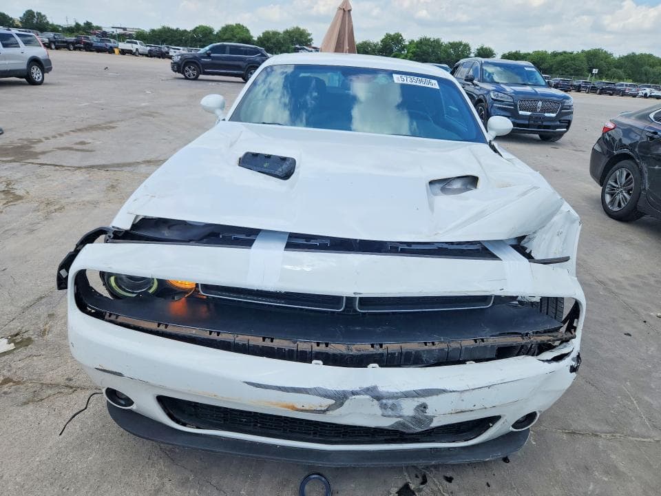 2021 DODGE CHALLENGER SXT 5