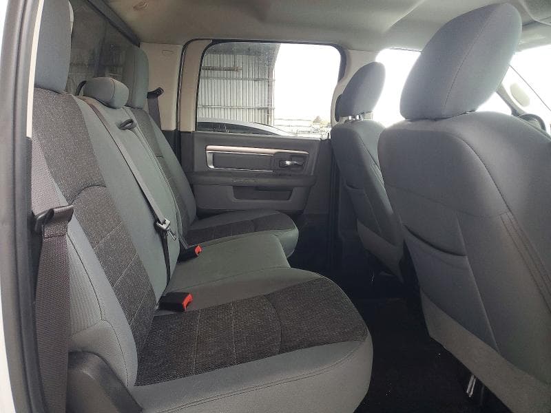2019 RAM 1500 CLASSIC SLT 10
