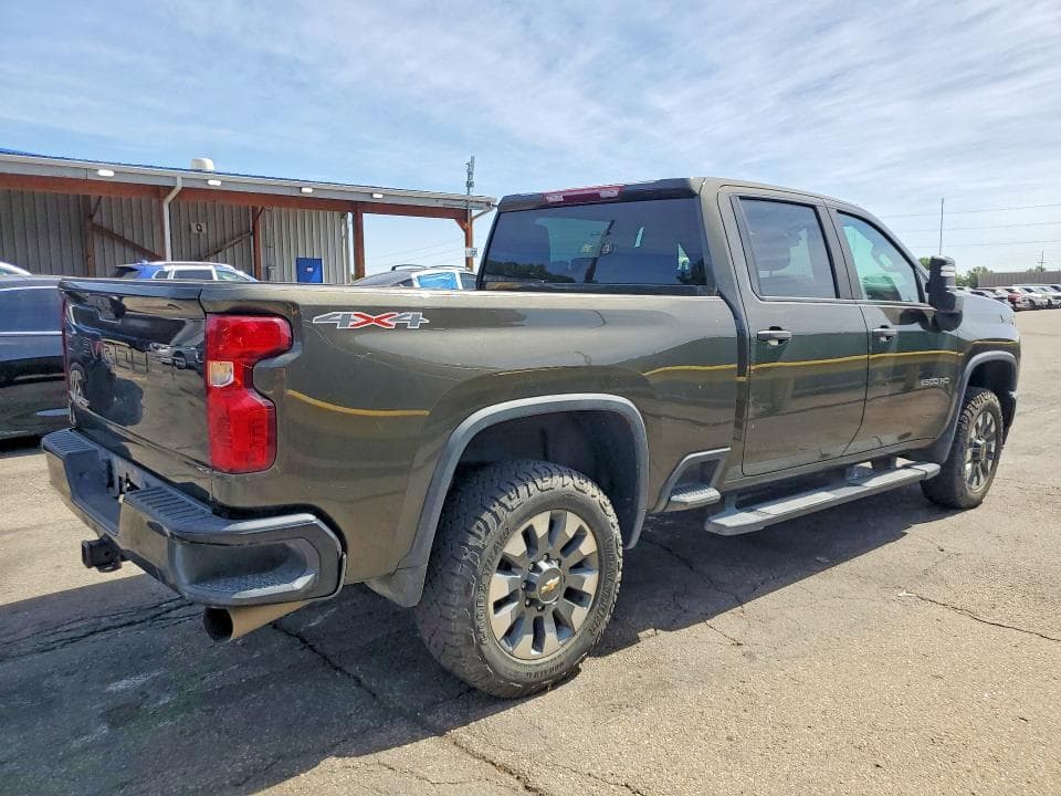 2023 CHEVROLET SILVERADO K2500 CUSTOM 3