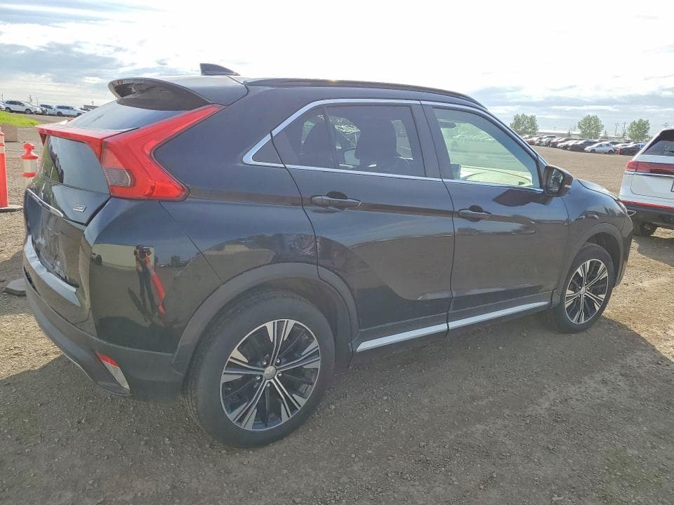 2020 MITSUBISHI ECLIPSE CROSS LE 3