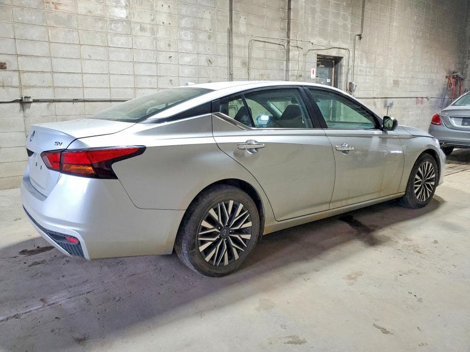 2024 NISSAN ALTIMA SV 3