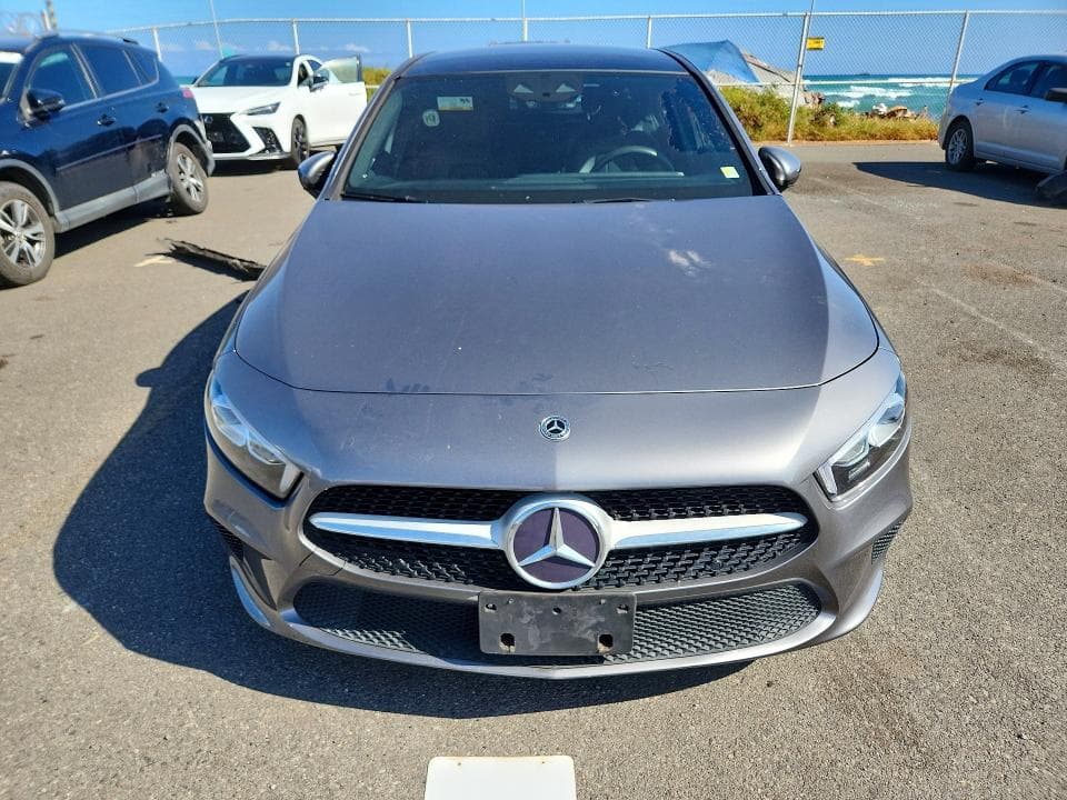 2020 MERCEDES-BENZ A 220 5