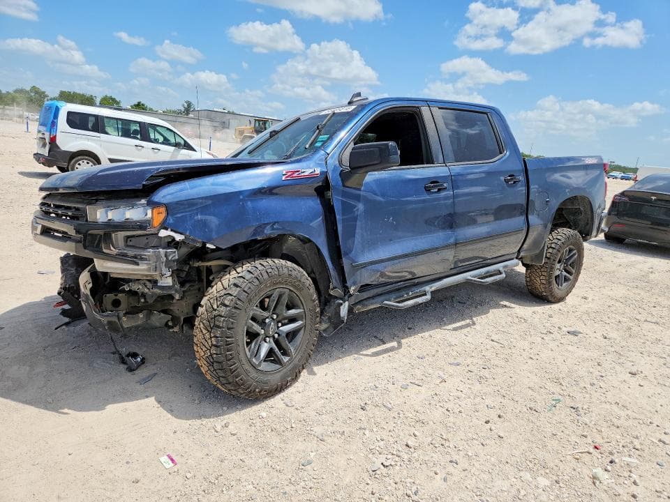 2021 CHEVROLET SILVERADO K1500 LT TRAIL BOSS - 1