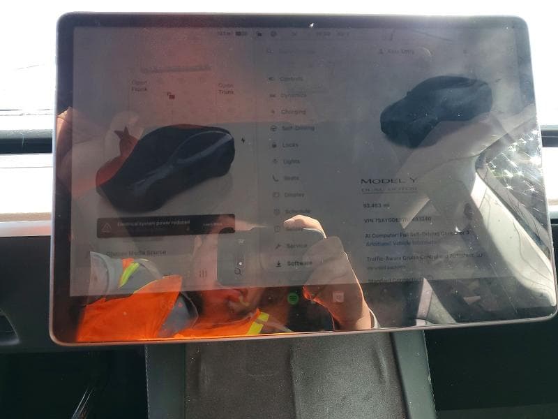 2022 TESLA MODEL Y 9