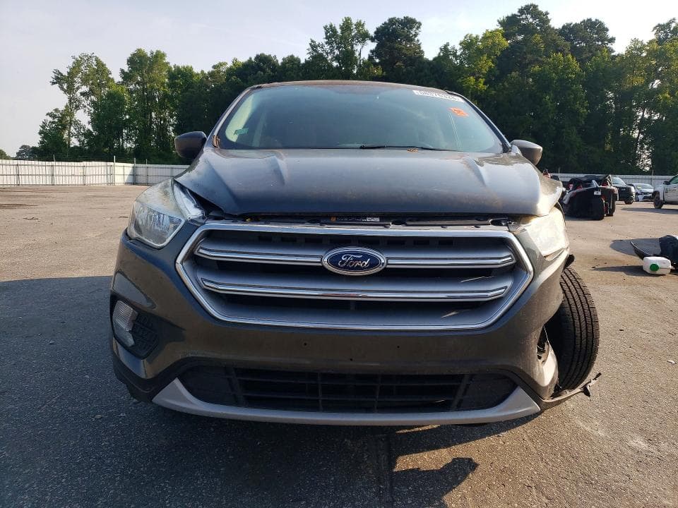 2017 FORD ESCAPE SE 5