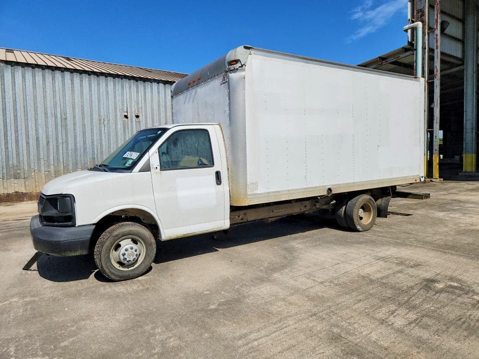 2015 CHEVROLET EXPRESS - 1