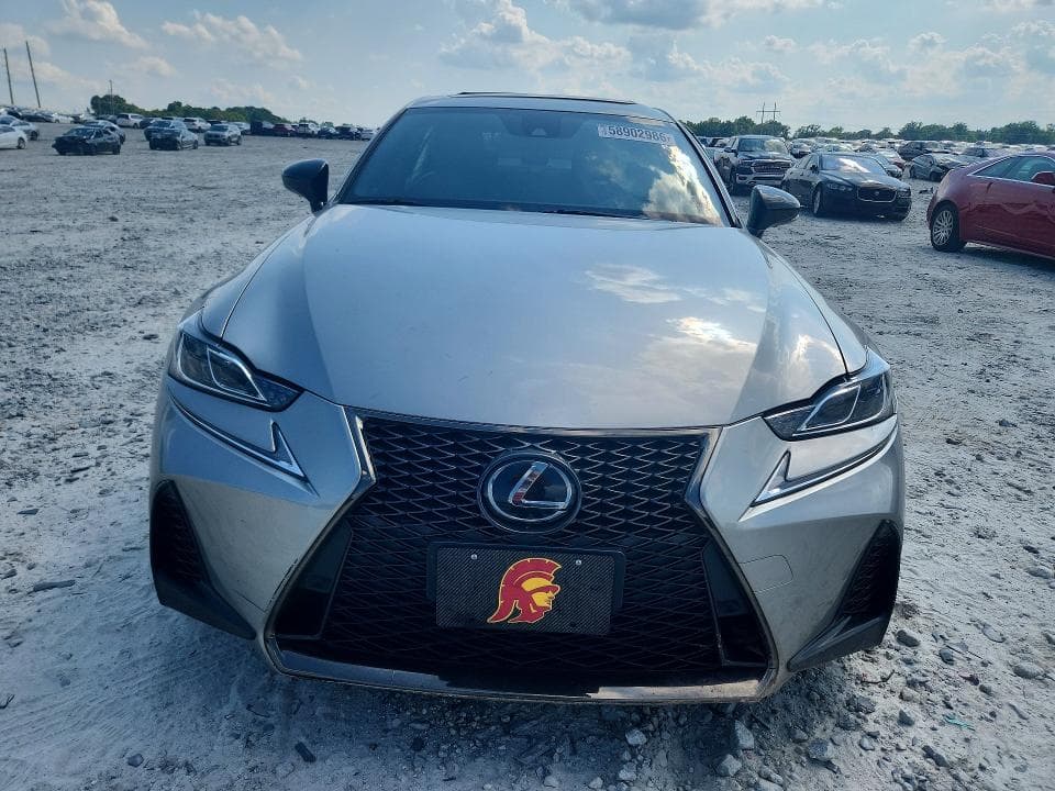 2019 LEXUS IS 300 5
