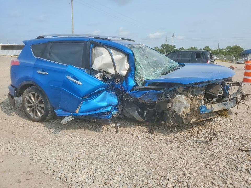 2018 TOYOTA RAV4 LIMITED 4