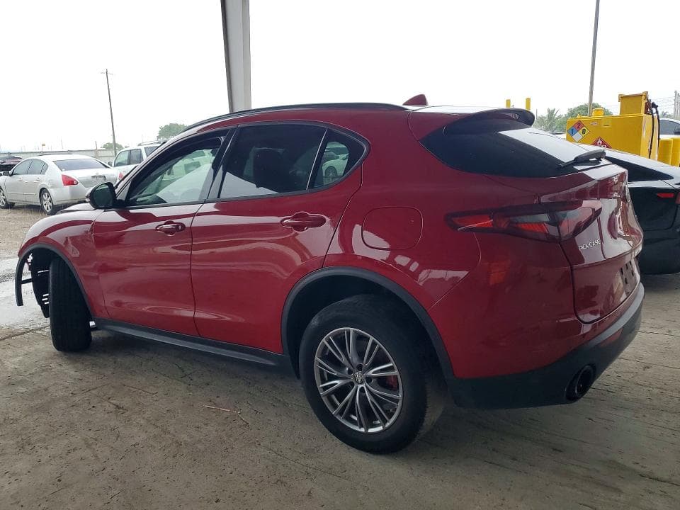 2022 ALFA ROMEO STELVIO 2