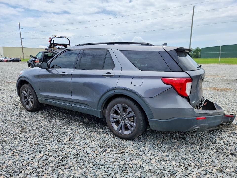 2021 FORD EXPLORER XLT 2