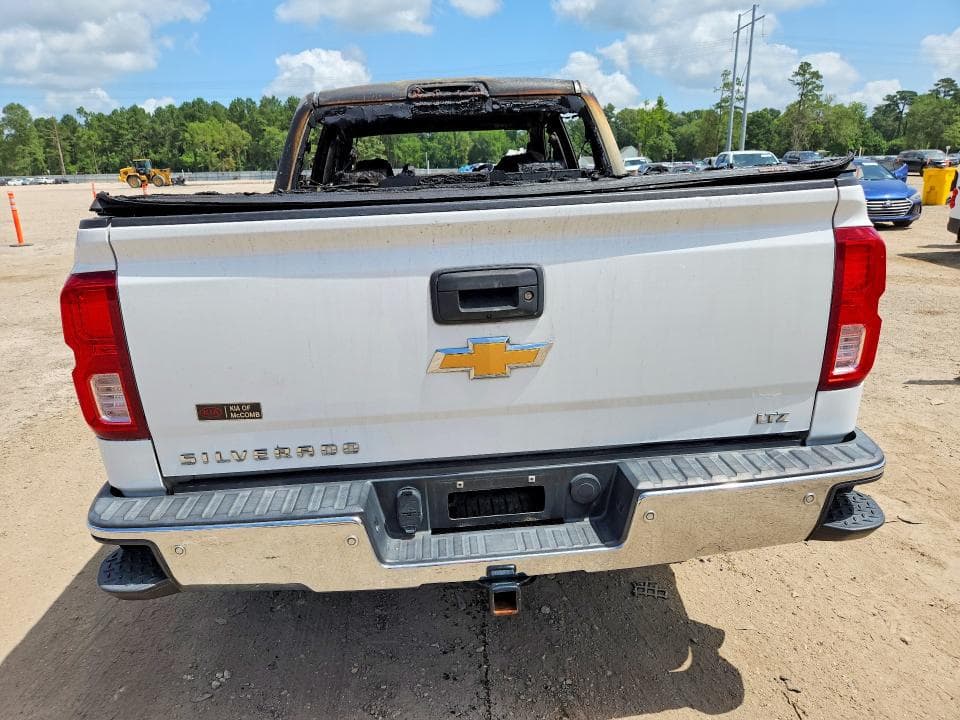 2018 CHEVROLET SILVERADO C1500 LTZ 6