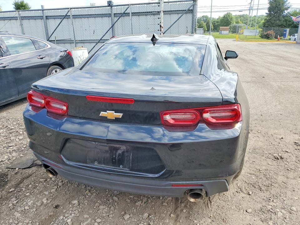 2022 CHEVROLET CAMARO LS 6