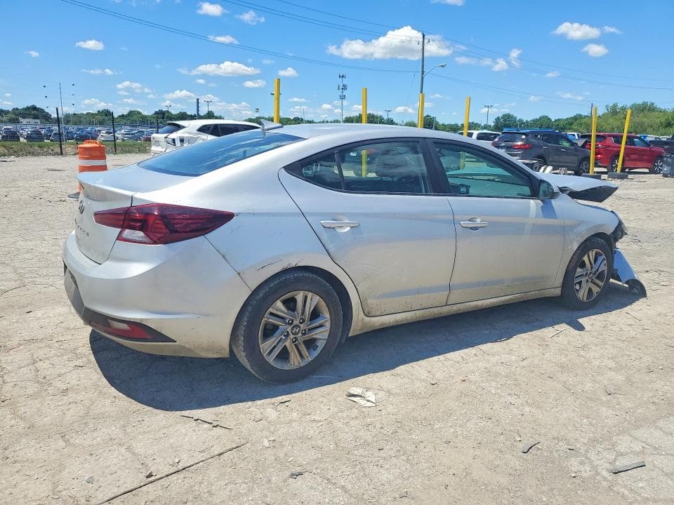 2019 HYUNDAI ELANTRA SEL 3