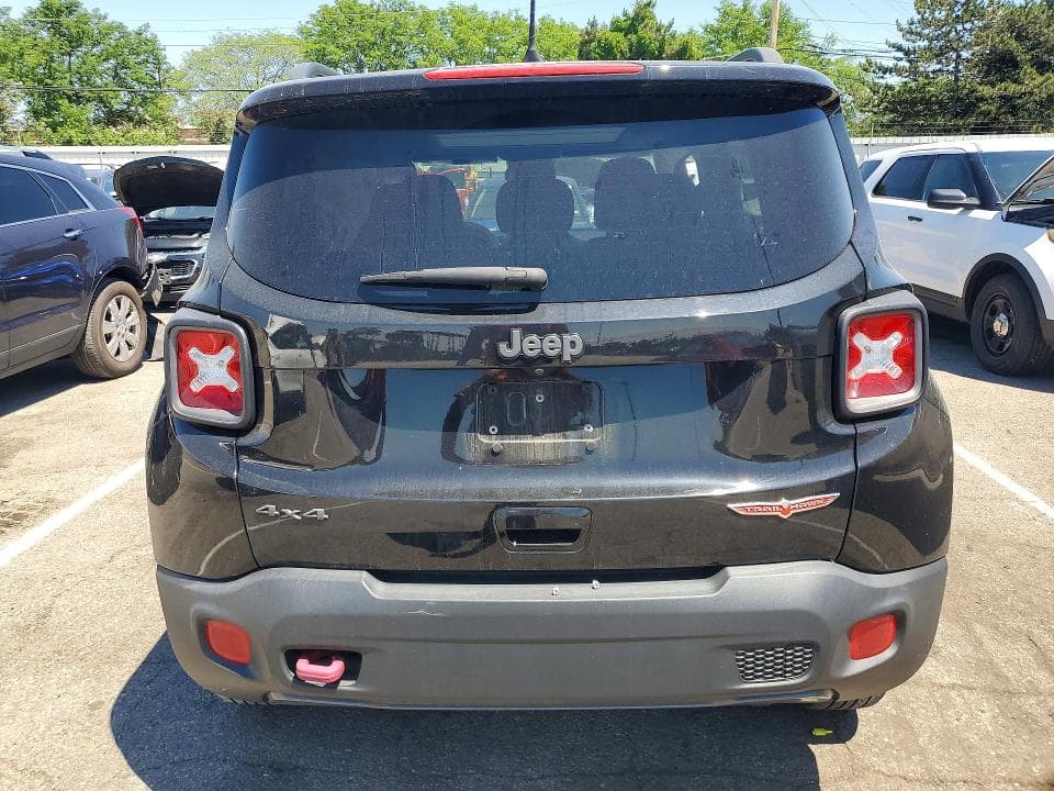 2018 JEEP RENEGADE TRAILHAWK 6