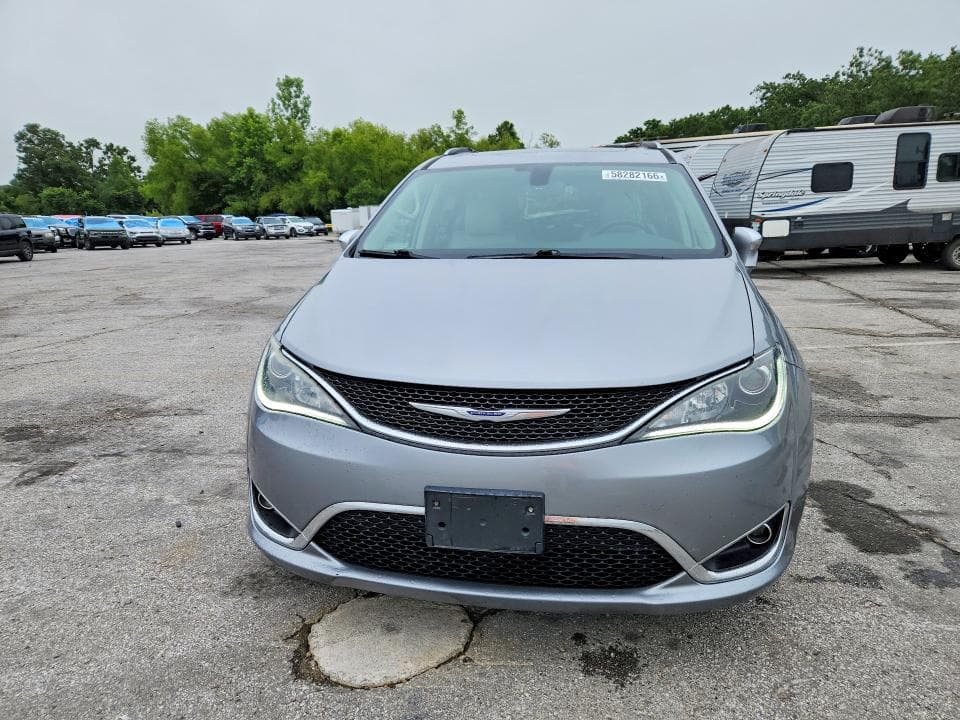 2020 CHRYSLER PACIFICA LIMITED 5