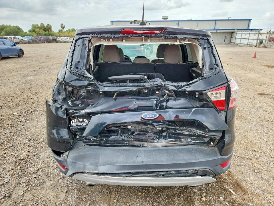 2017 FORD ESCAPE SE 6