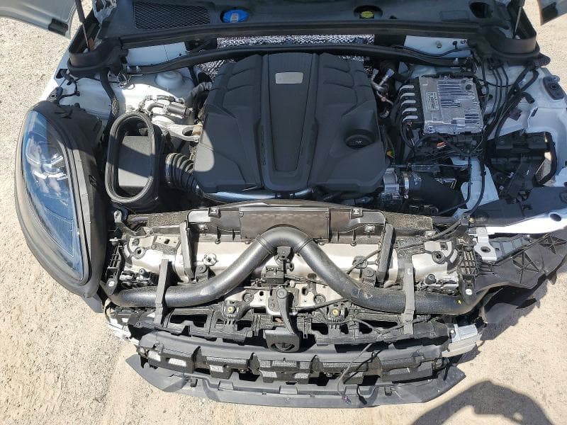 2025 PORSCHE MACAN S 12