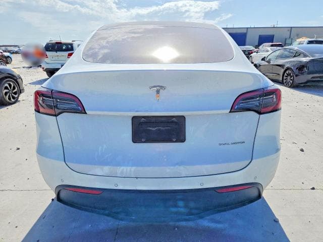 2022 TESLA MODEL  Y 6