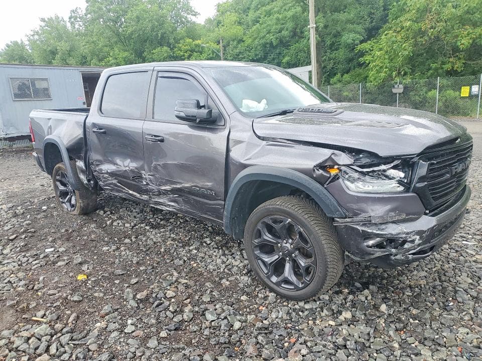 2024 RAM 1500 LARAMIE 4