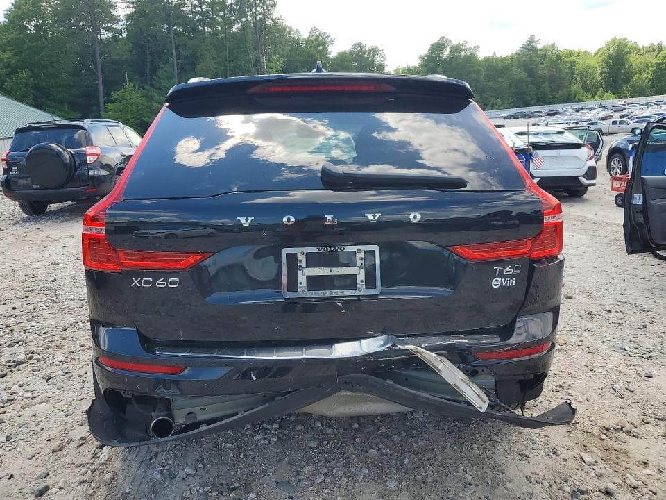 2018 VOLVO XC60 T6 6