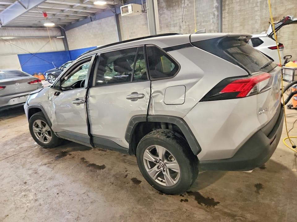 2023 TOYOTA RAV4 HYBRID XLE 2